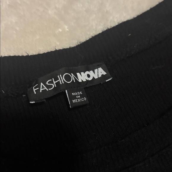 Fashion nova ribbed long sleeve top - Picture 2 of 2